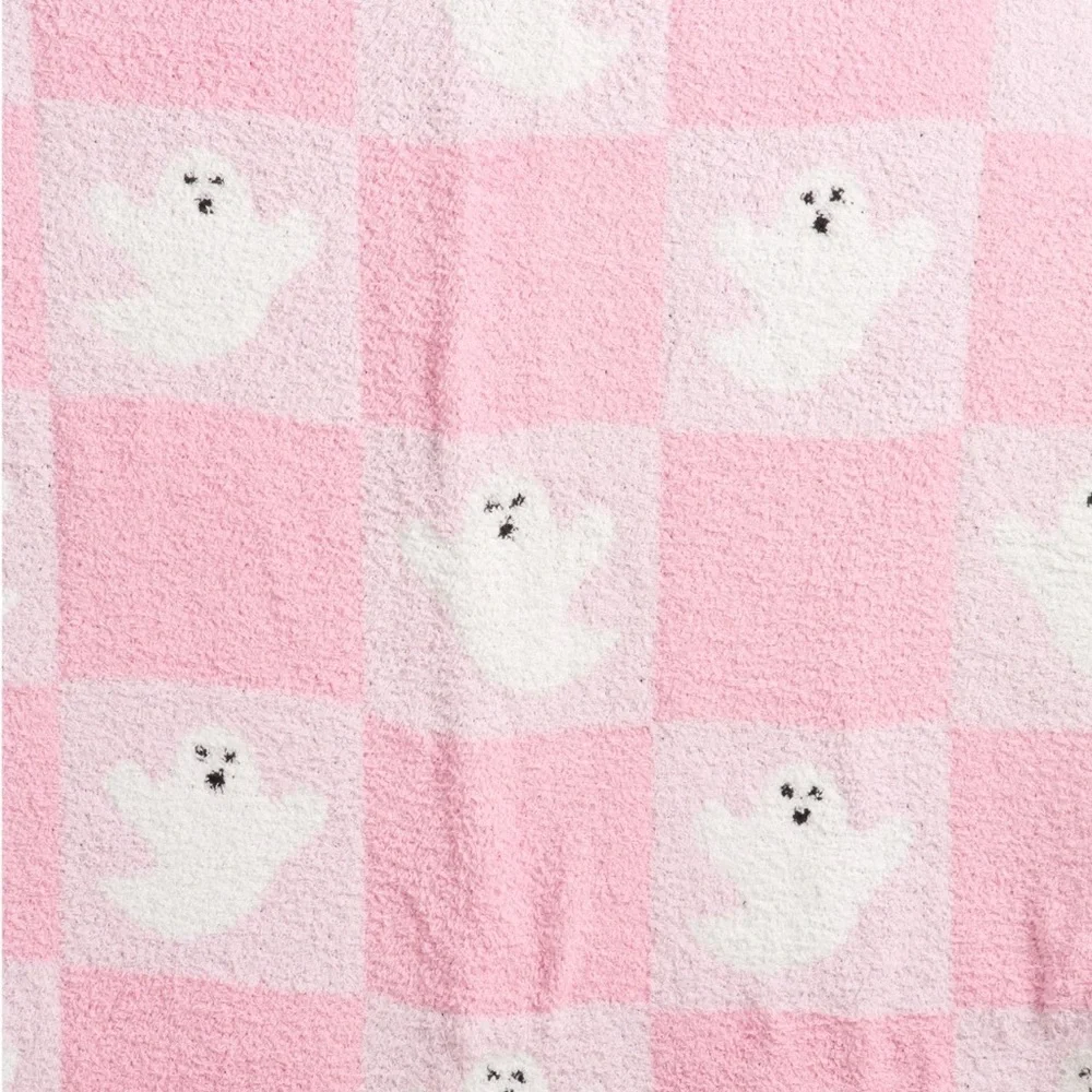Cupcake & Cashmere Viral Ghost blanket